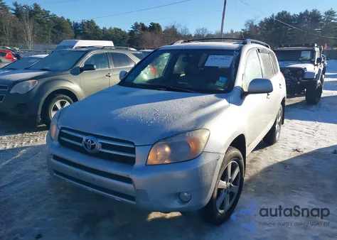 2006 Toyota Rav4 Limited z USA, uszkodzony, nr VIN JTMBD31V066013099